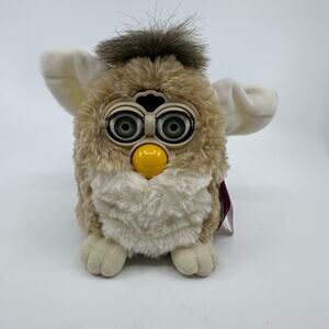 Vintage 1998 Snowball Furby Tiger Electronics Talking Toy Battery Operated